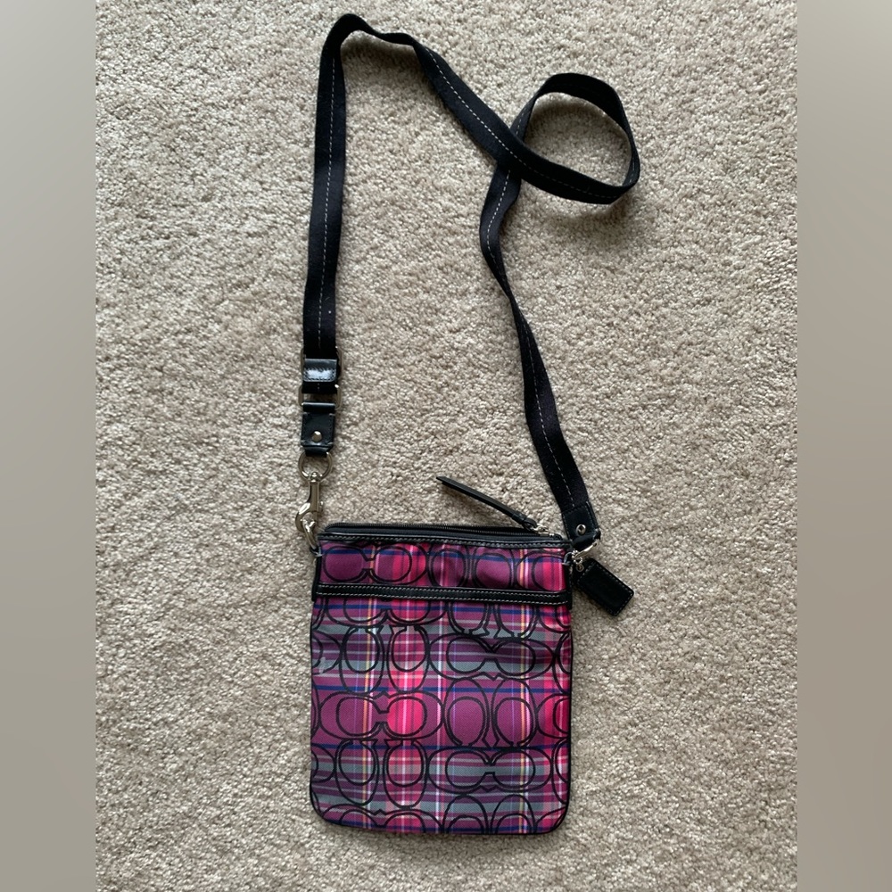 Small Coach crossbody